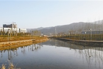 甘肅省環(huán)境應(yīng)急中心組織開展湟水河水質(zhì)應(yīng)急拉練 確保飲用水水源地環(huán)境安全
